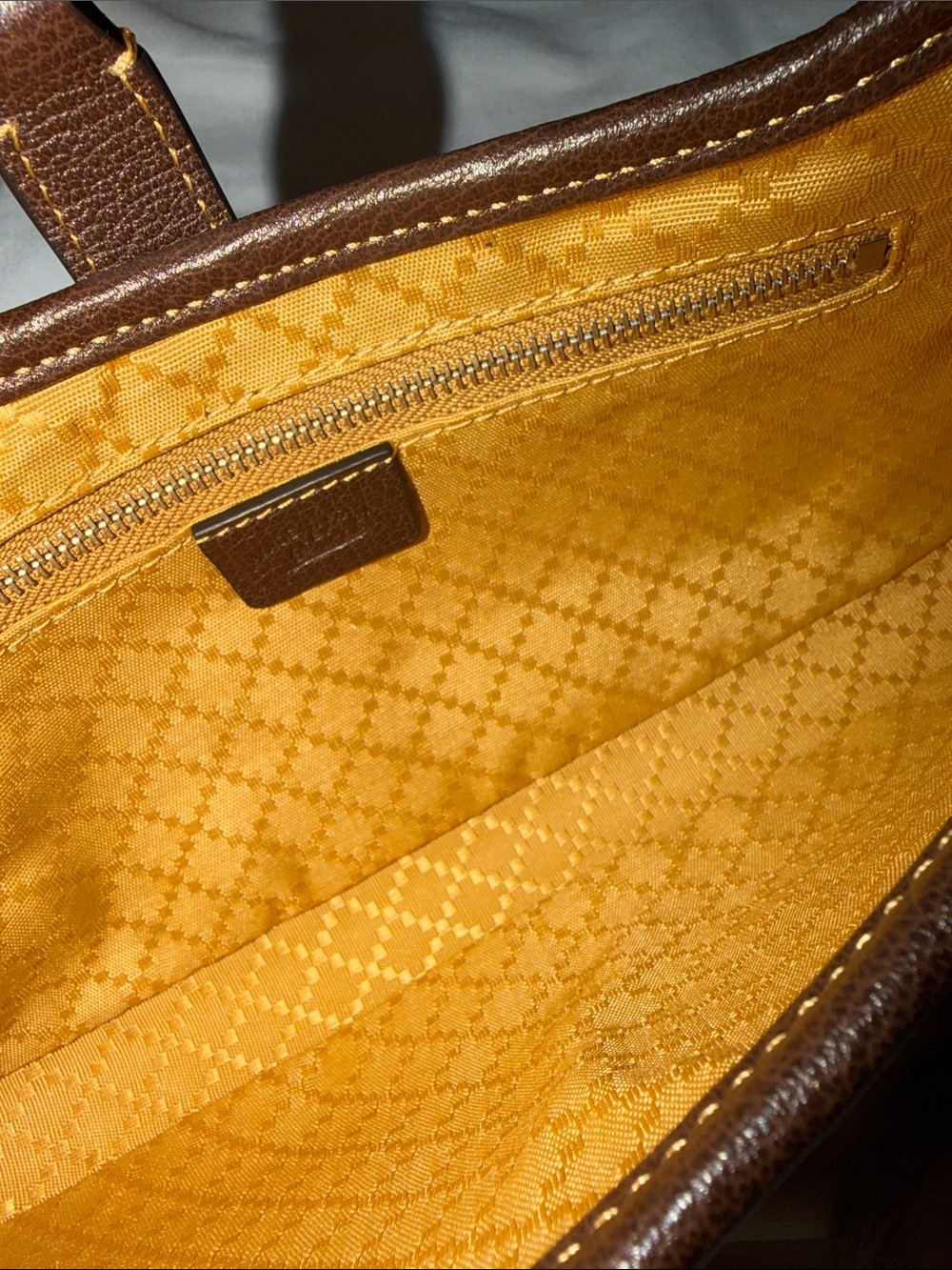 Jackie Slim Medium Shoulder Bag - Picture 9 of 9